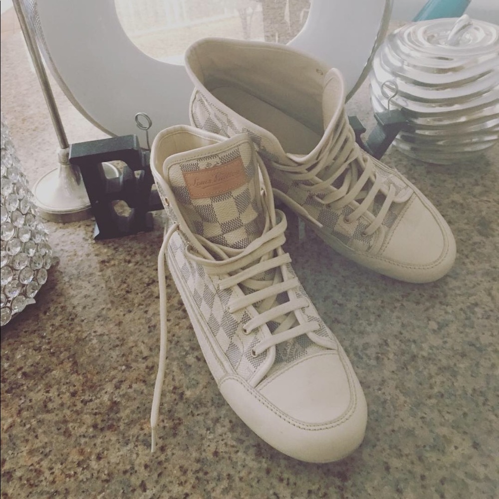 VUITTON UNISEX GYM SHOES