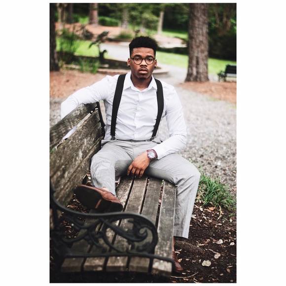 Meet your Posher, Dehlon - Picture 1 of 1