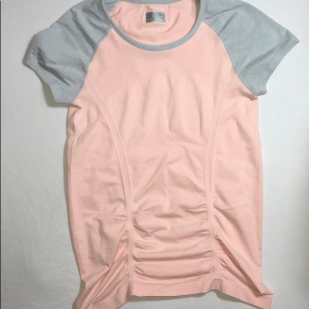 Athleta s/s workout top, New without tags.