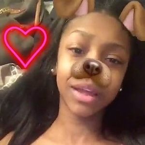 Meet your Posher, Baylaa