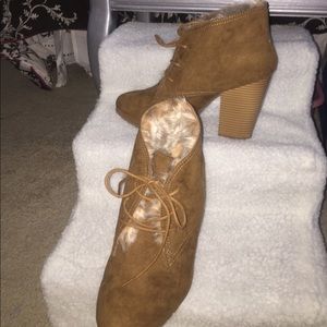 Leila Stone Cognac Fur Lined Boots