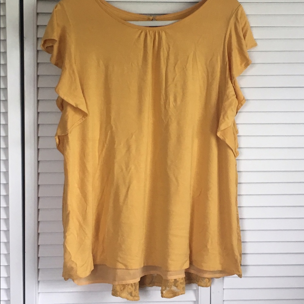 EUC Matilda Jane flutter sleeved top; Never worn