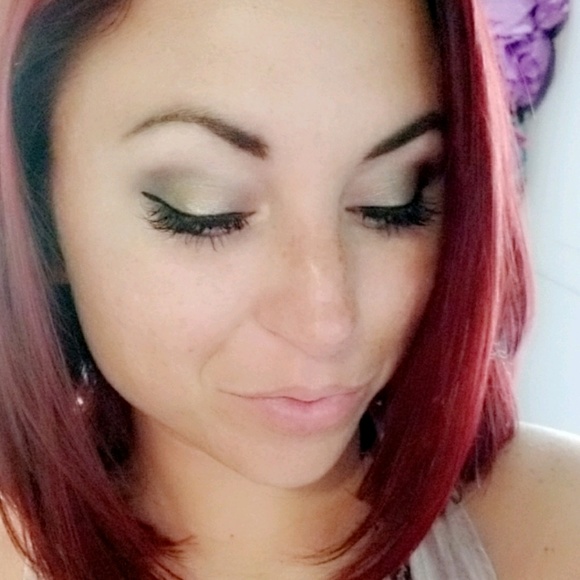 Meet your Posher, Haley - Picture 1 of 1