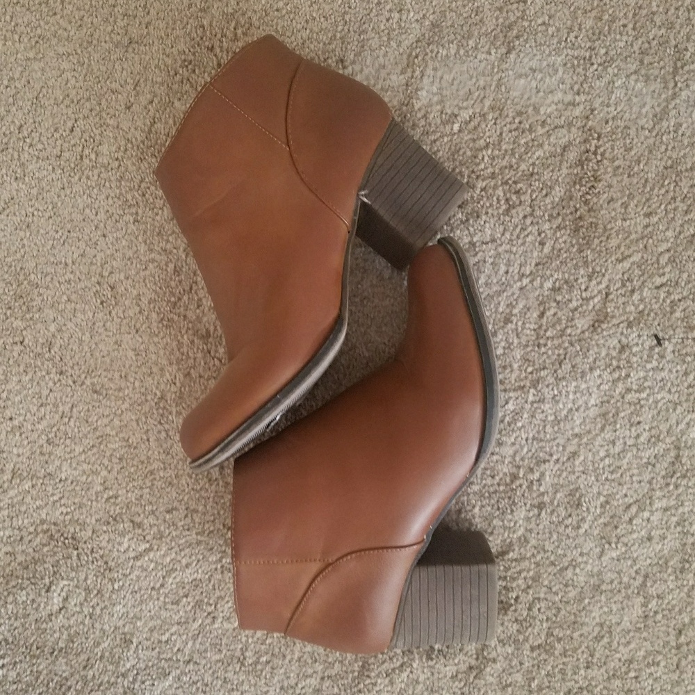 Forever 21 Heeled Ankle Booties