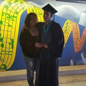 Meet your Posher, Mayra