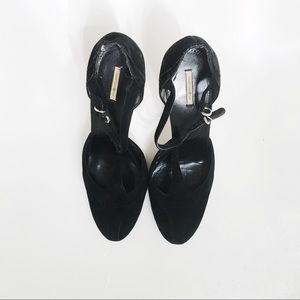 Max Studio Black Heels