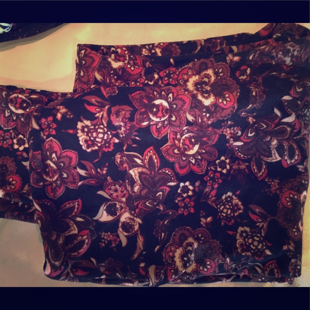 ❤️SOLD❤️Lularoe One Size leggings