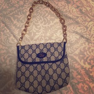 Vintage Gucci clutch bag