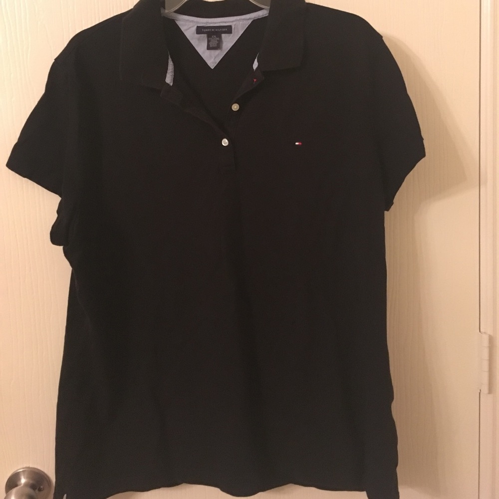 Short sleeve black polo shirt
