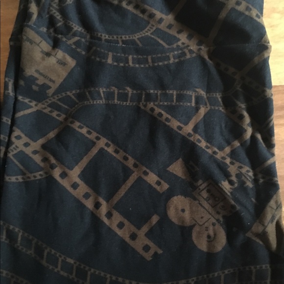 🆕 LULAROE TC LEGGINGS MOVIE 🎥 FILM ROLLS UNICORN - Picture 2 of 2