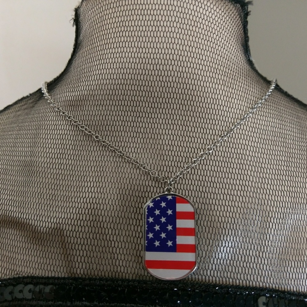 Unisex & Very Cool American Flag Dogtag, NWT!