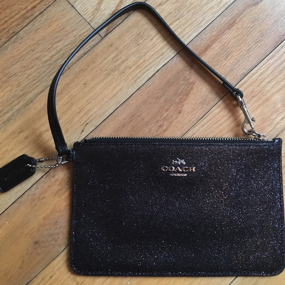NWOT Coach wristlet