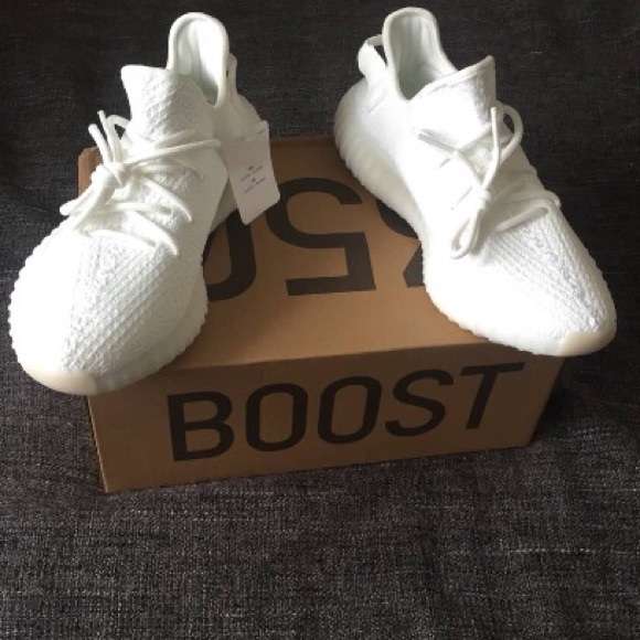 Adidas yeezy Boost 350 V2 Triple white main image 6