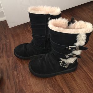Super Cute Black Uggs
