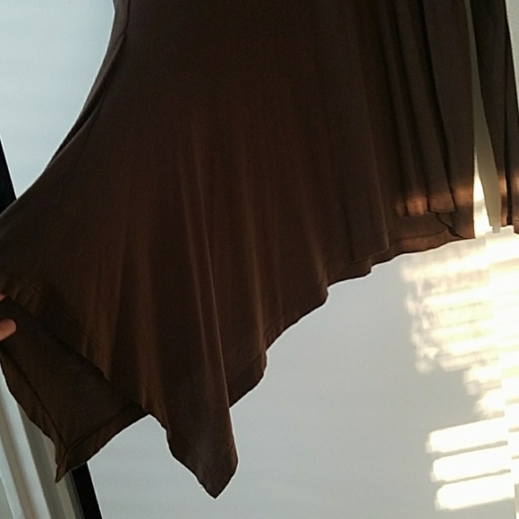 Versatile top! - Picture 3 of 4