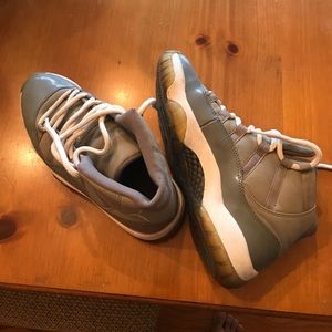 Men's size 8 Jordan 11's Cool Greys.