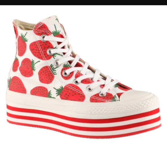 strawberry converse platform