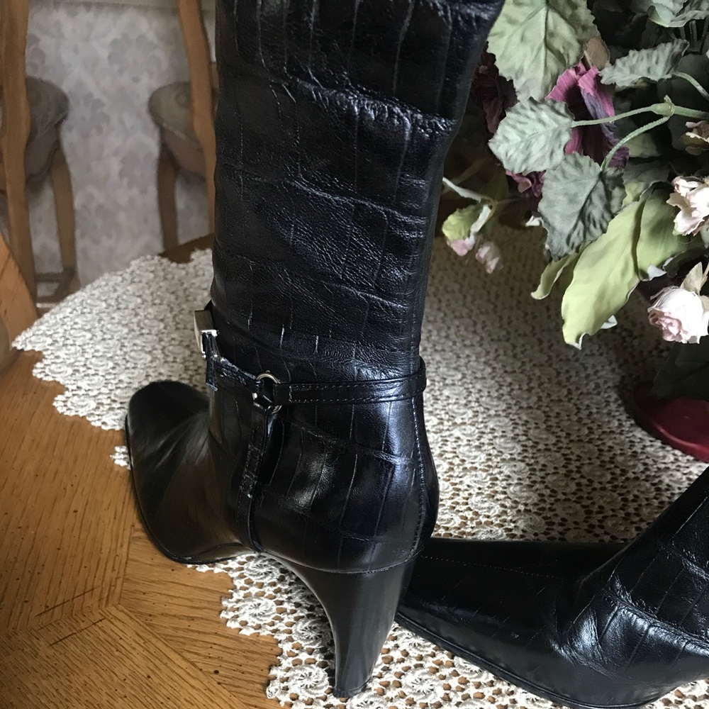 👏HP👏 Beautiful Antonio Melani -Tall boots💋 - Picture 2 of 8