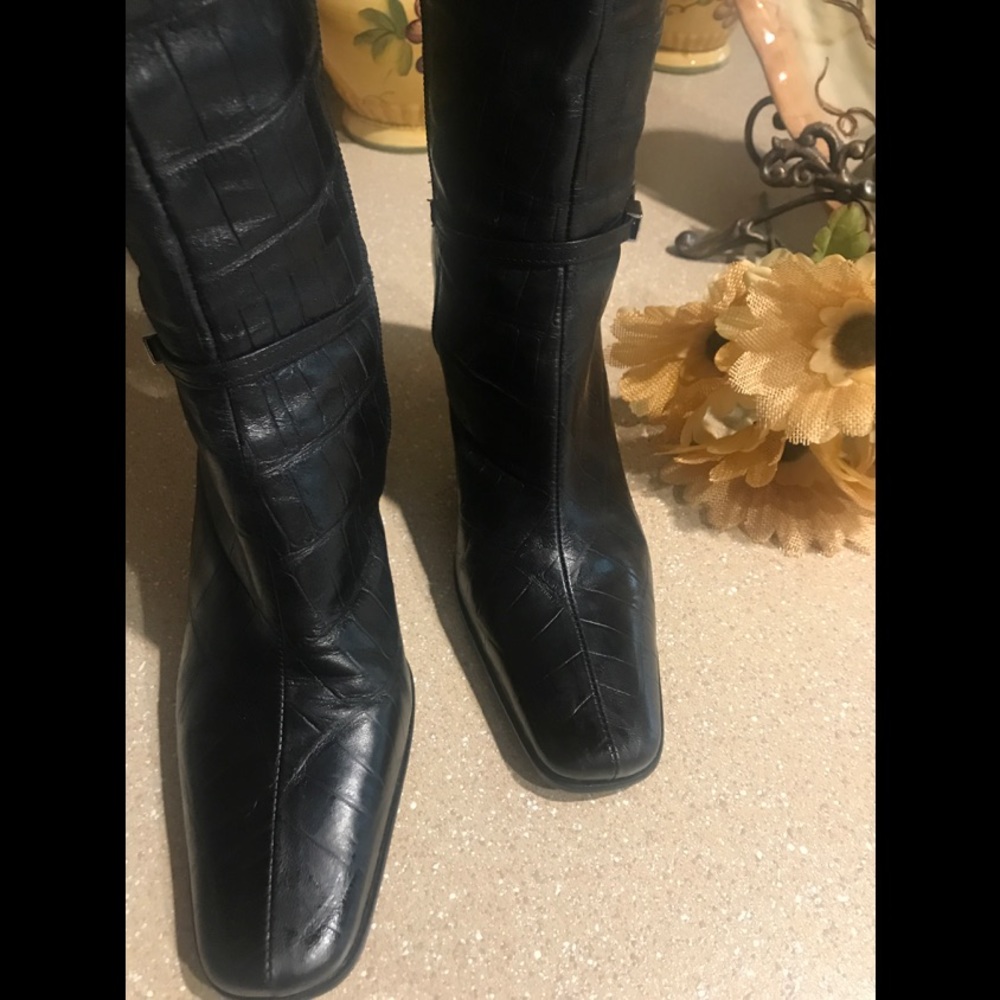 👏HP👏 Beautiful Antonio Melani -Tall boots💋