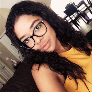 Meet your Posher, Kaisha