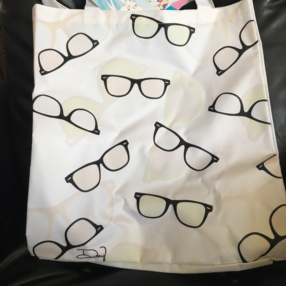 Really cool color changing tote