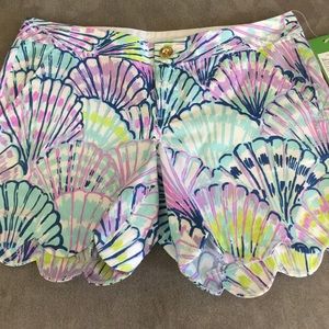 "Oh shello" pop up buttercup shorts