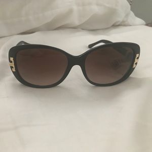 BRAND NEW Tory Burch sunglasses