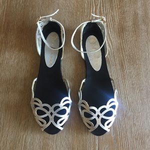 Kat Silver Flat Sandals