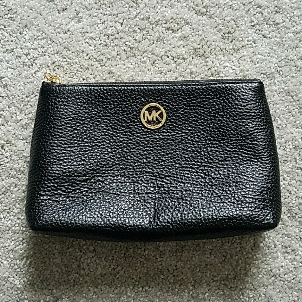 Brand new Michael Kors Pouch