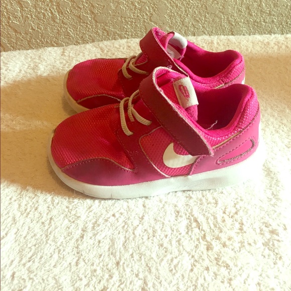 Nike Other - Toddler girls' NIKES