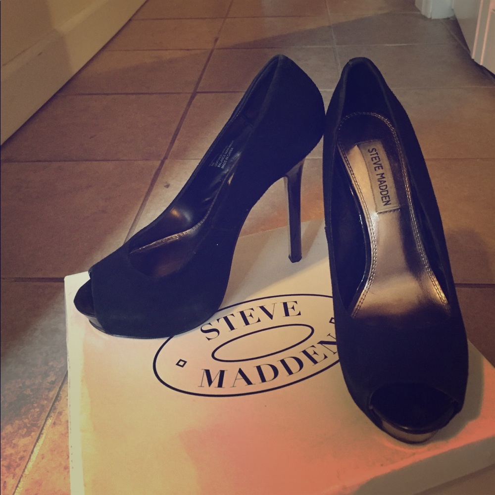 Steve Madden fuck me pumps
