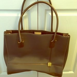 DvF travel purse olive and gold
