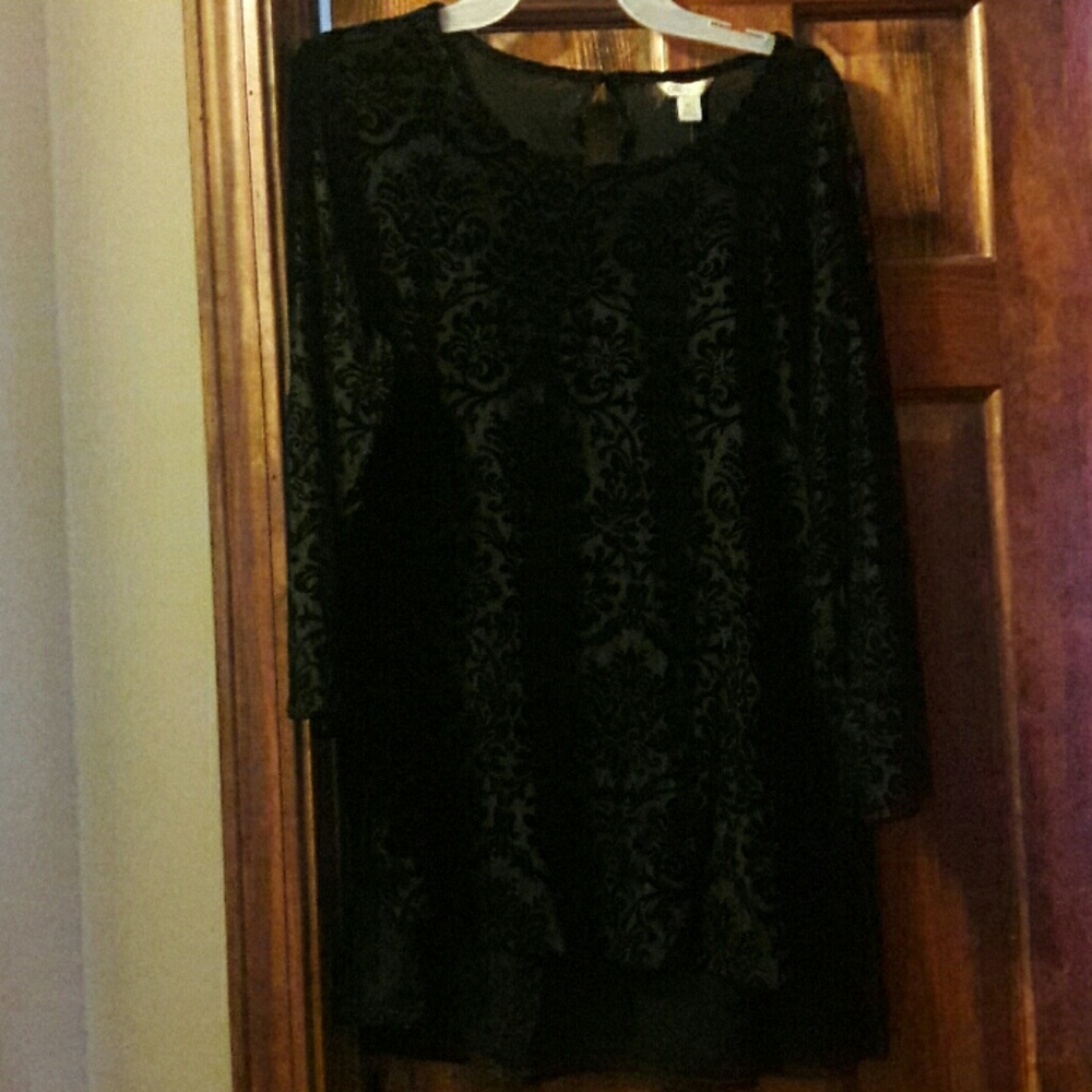 Cato Faux Velvet Embossed Black Top XL