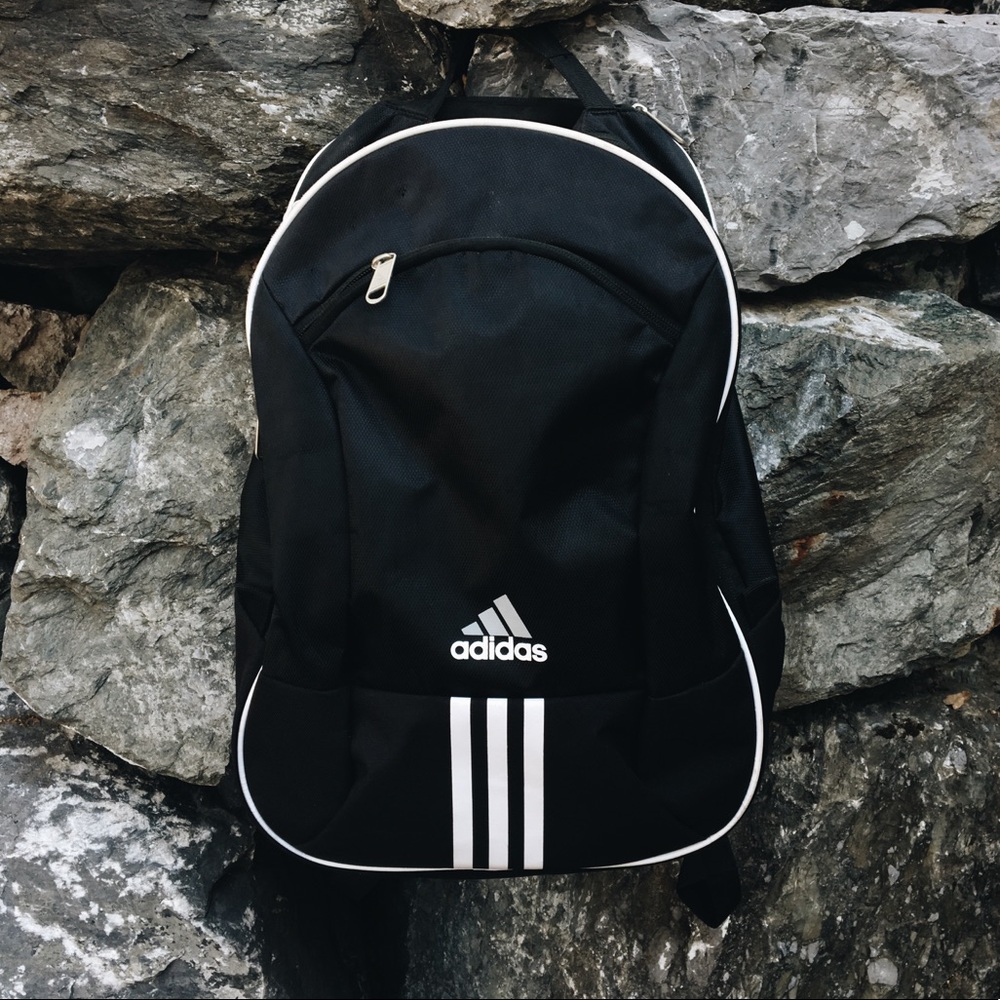 NEW ADIDAS Sports Bag⚽️