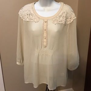 Coldwater Creek beautiful sheer blouse. Size 10/12