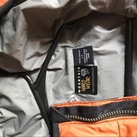 Youth Mountain Hardwear Down Coat - Picture 3 of 5