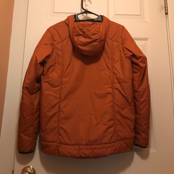 Youth Mountain Hardwear Down Coat - Picture 4 of 5