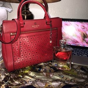 🤷🏻♀️🙆🏻👉🏼😎kate Spade ♠️