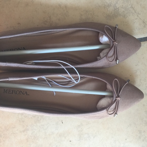 Flats - Picture 2 of 3