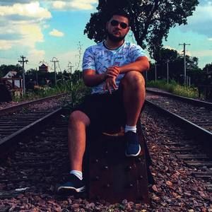 Meet your Posher, Suhaib