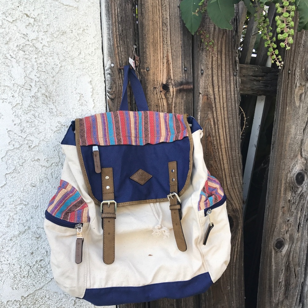 ROXY backpack, SUPER CUTE!!! 🏄 🌺