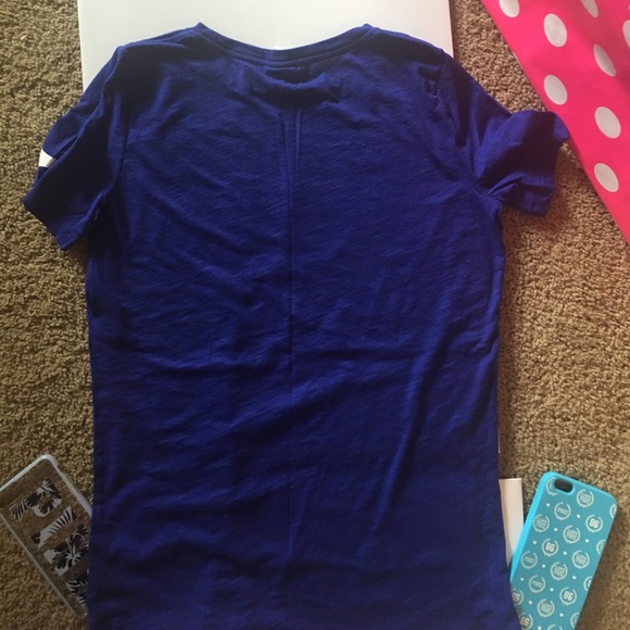 Like new pink by Victoria secret t shirt - Picture 4 of 4