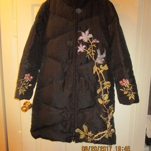 Embroidered Black Puffy Down Knee Length Coat Jack