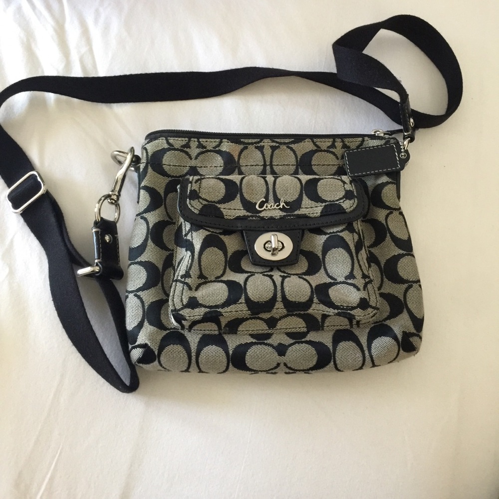Coach shoulder bag