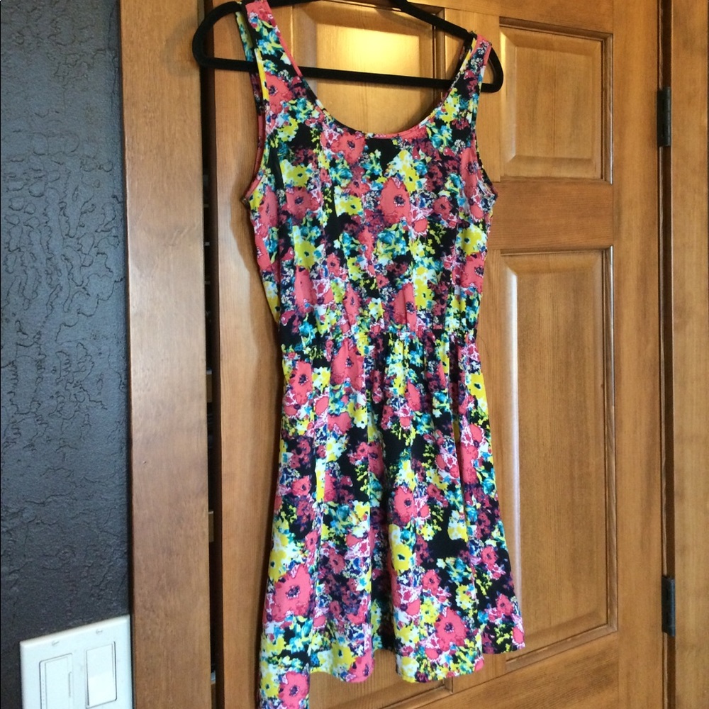 Patterned dress