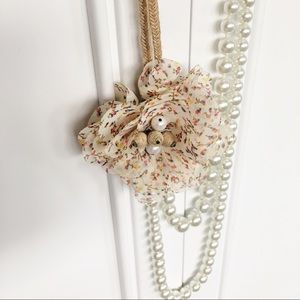 {Anthropologie} Statement Necklace