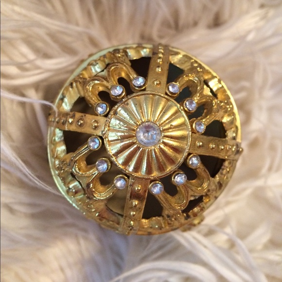 Gold Music Box - Picture 3 of 3