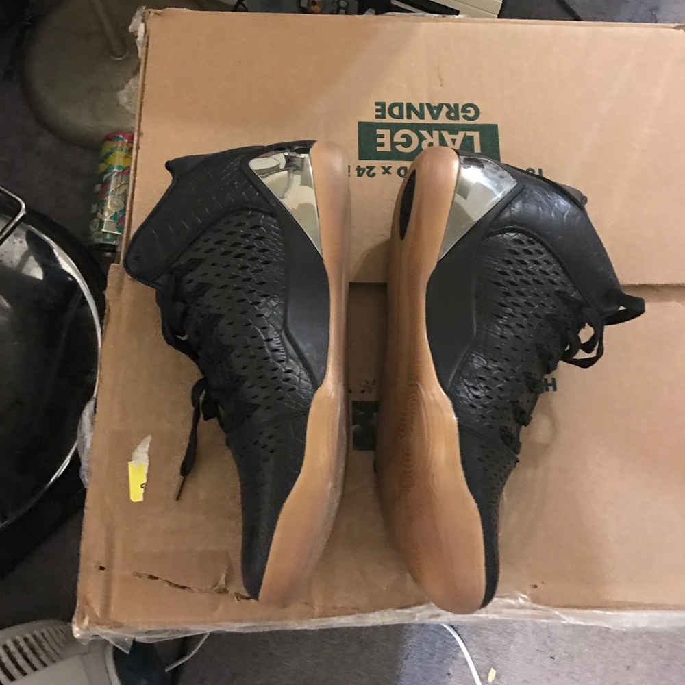 Kobe 9 Mid EXT QS