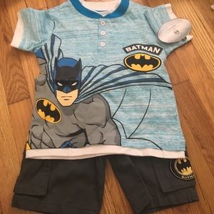NWT Batman toddler boys shorts set. 2t