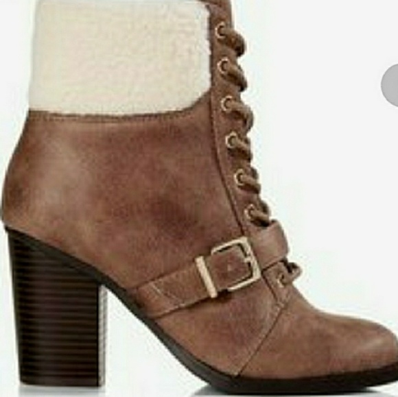 Express Shoes - Express Sherpa buckle boots NWT